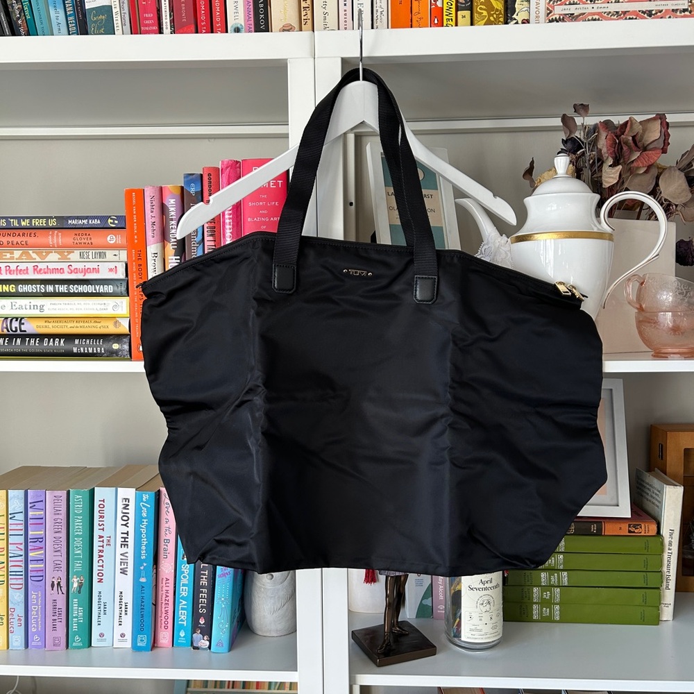 Tumi Black Women's Tote Work Foldable Bag